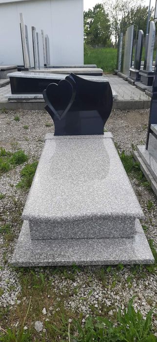 Nagrobek Granitowy