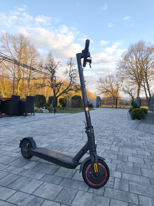 Sprzedam hulajnogę elektryczną xiaomi