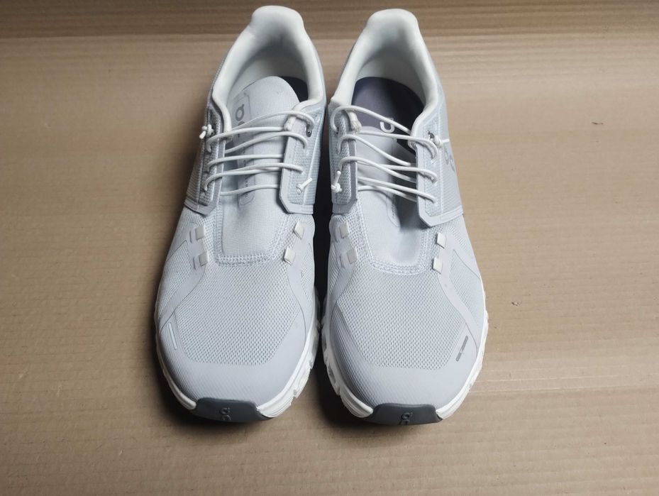 Buty do biegania biegowe 46 ON Running Cloud 6 idealny stan