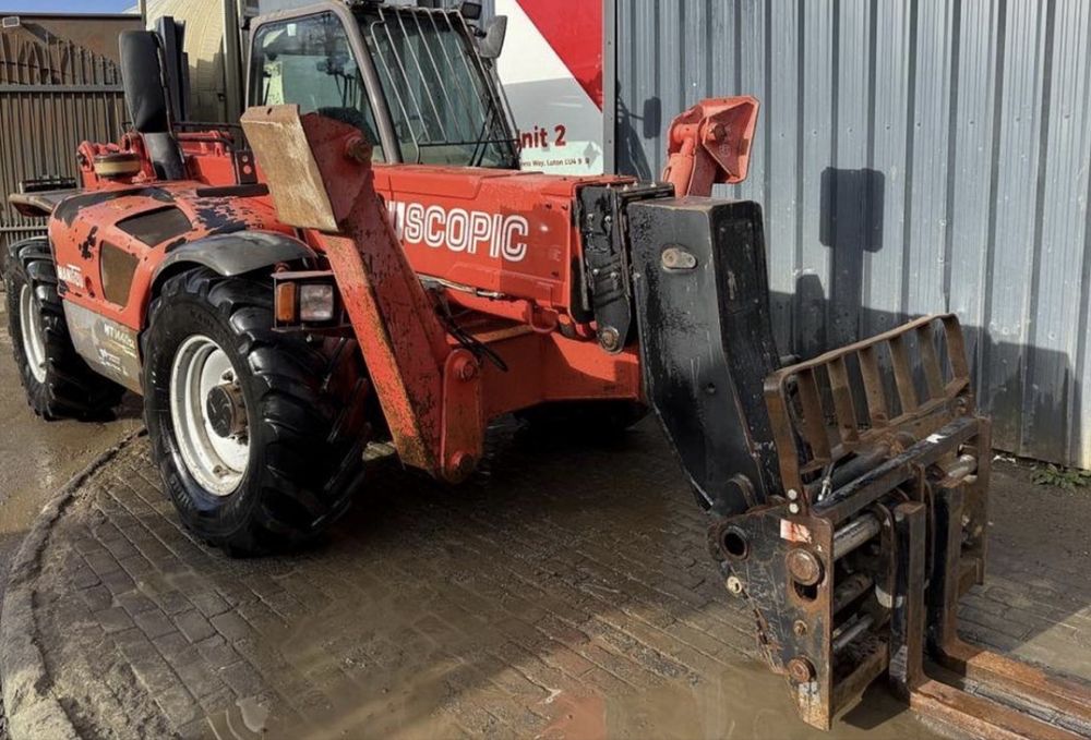 Навантажувач Manitou MT1440 SLT