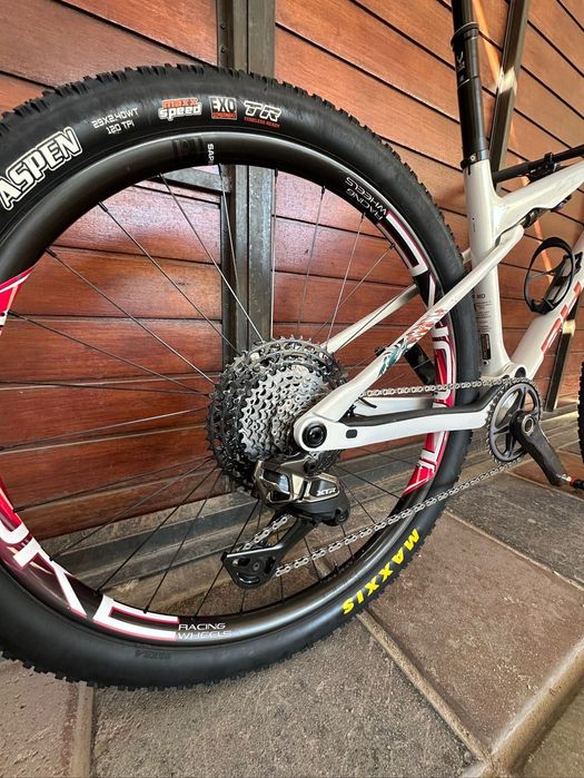 Трейл Ендуро BH Lynx SLS 9.0 2025
