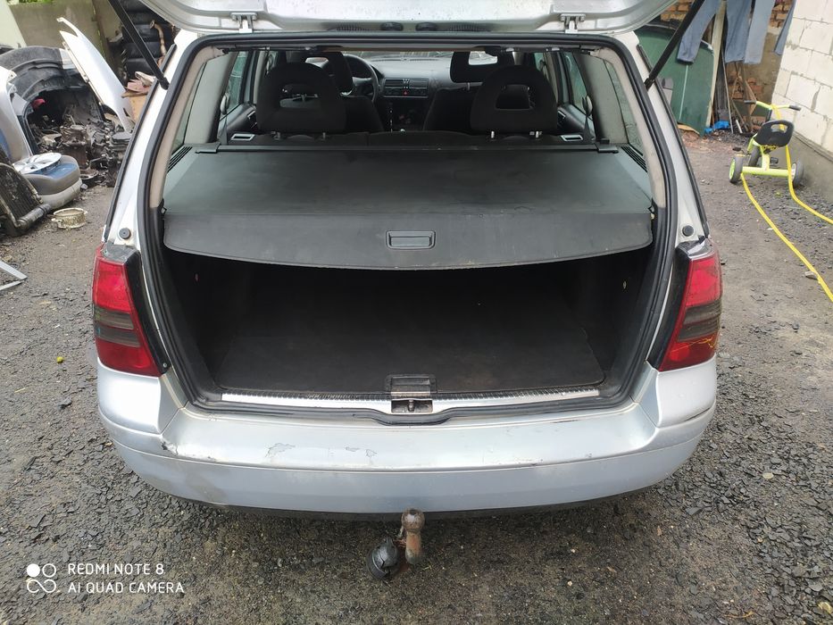 Нова машина Разборка Гольф 4 бора