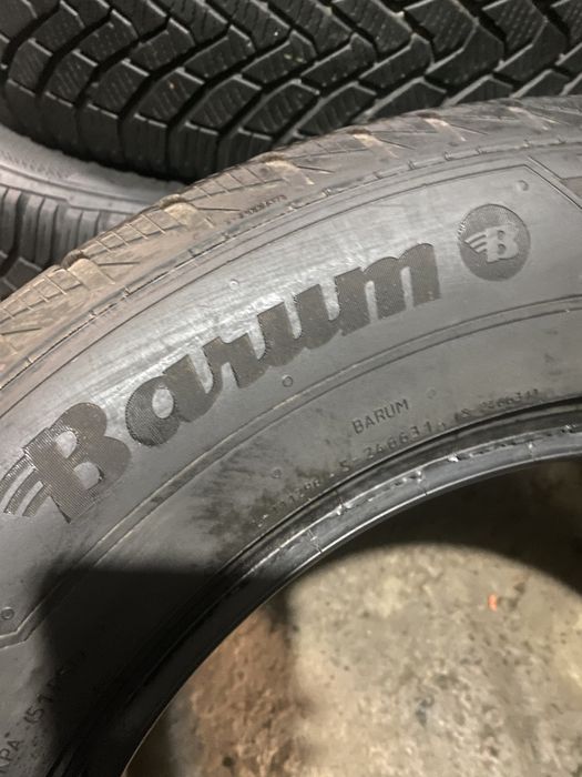 215/65 R16 Barum Polaris пара шин зимних.