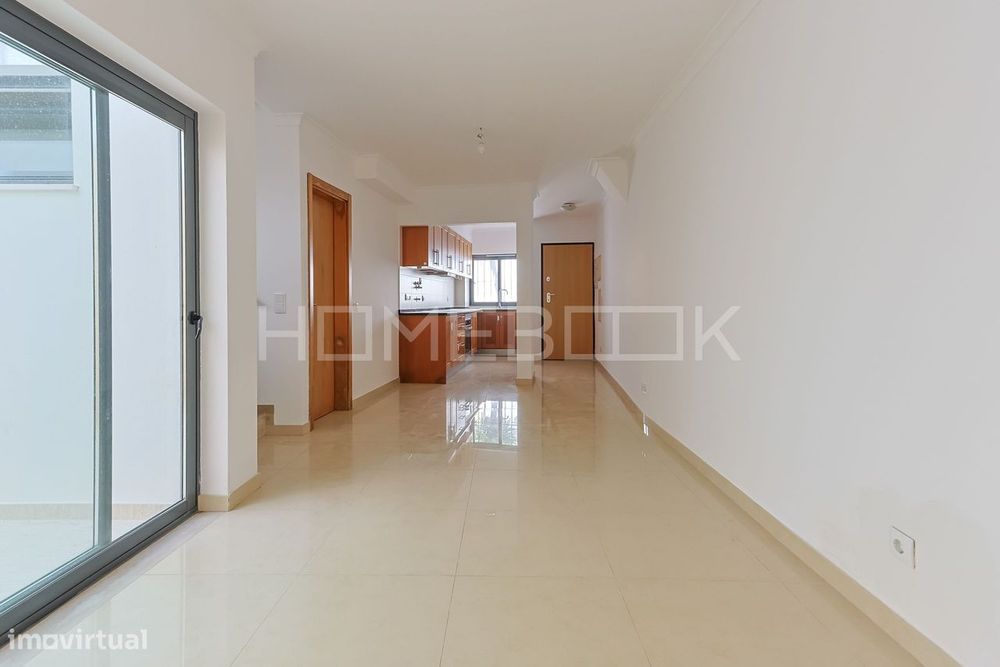 T3+1 + terraço + vista mar + proximidade da praia