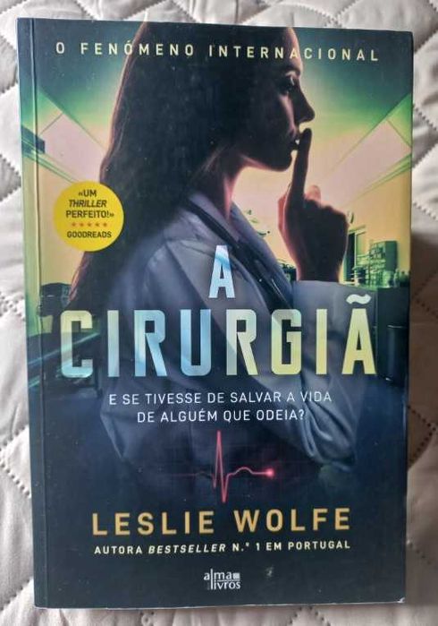 A Cirurgiã - Leslie Wolfe