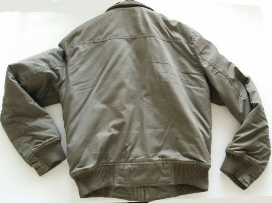 Casaco blusão acolchoado verde tropa H&M tamanho 46