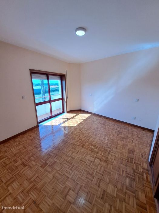 Apartamento T3 em Maceda