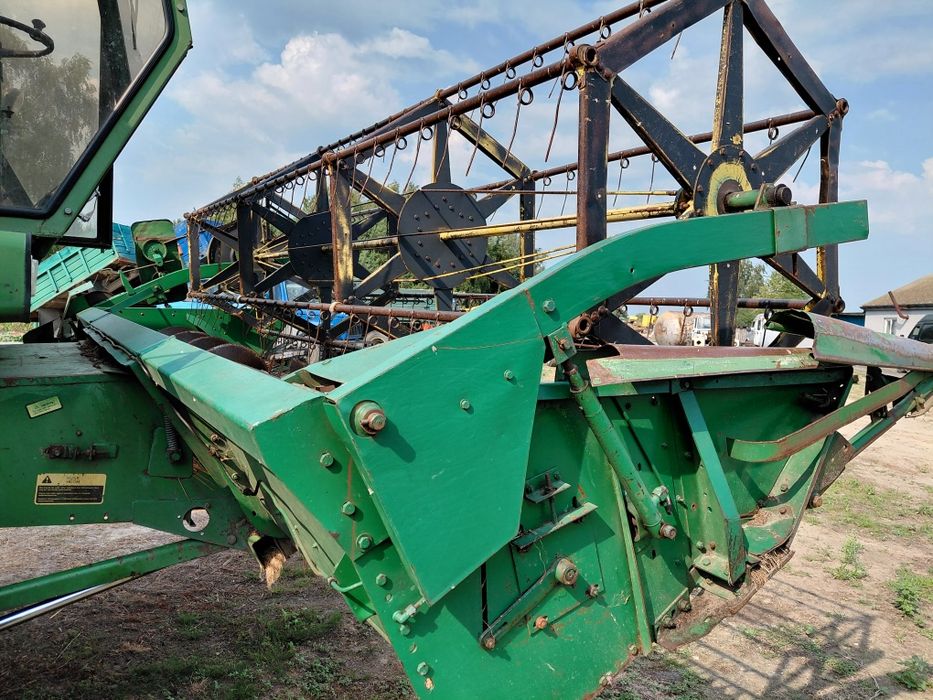 Комбайн Johne Deere 975 4.2 м