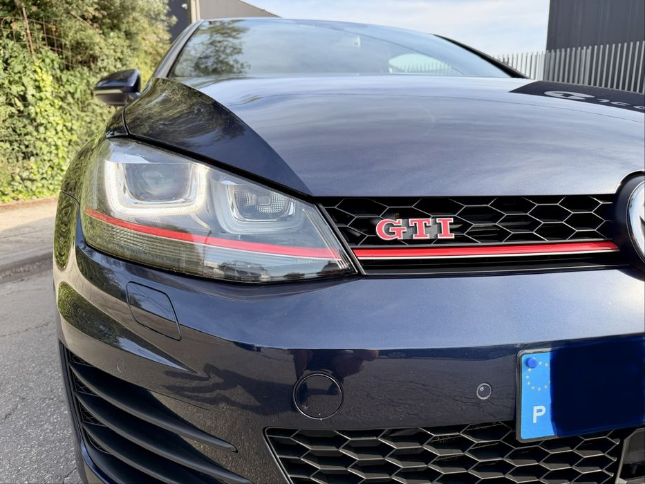 VW Golf GTI Performance  230cv (todo original)