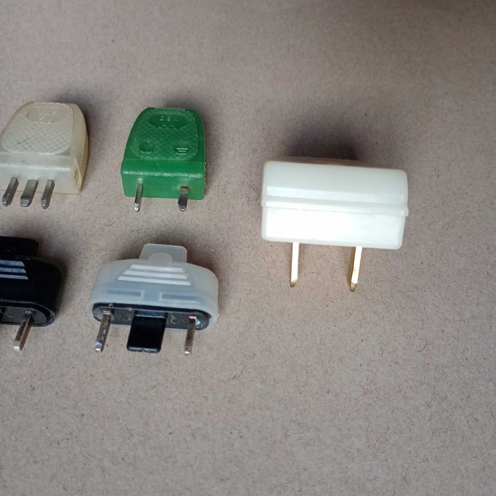 Wtyczki UNITRA UKF FM, DSK AM, 665 i inne PRL