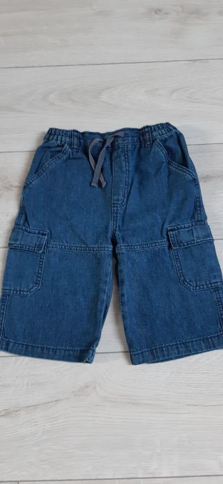 Krótkie spodenki jeansowe dla chłopca GEORGE, rozmiar 104-110