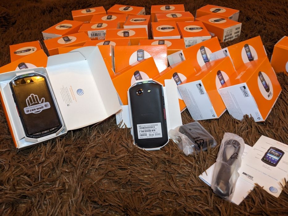 Kyocera DuraForce E6560