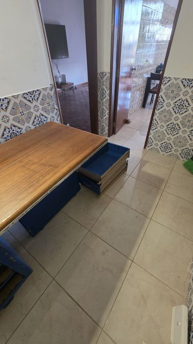 Vendo mesa de escritório