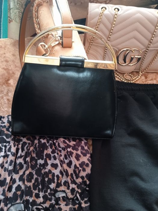 Стильна чорна сумочка New life