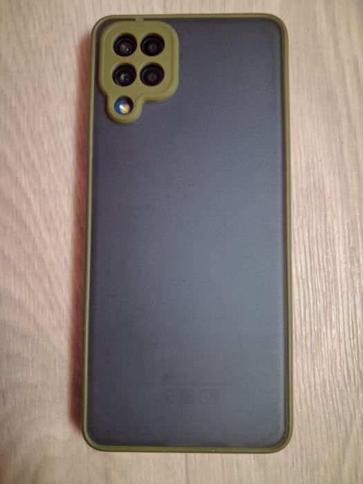 Телефон Самсунг а12