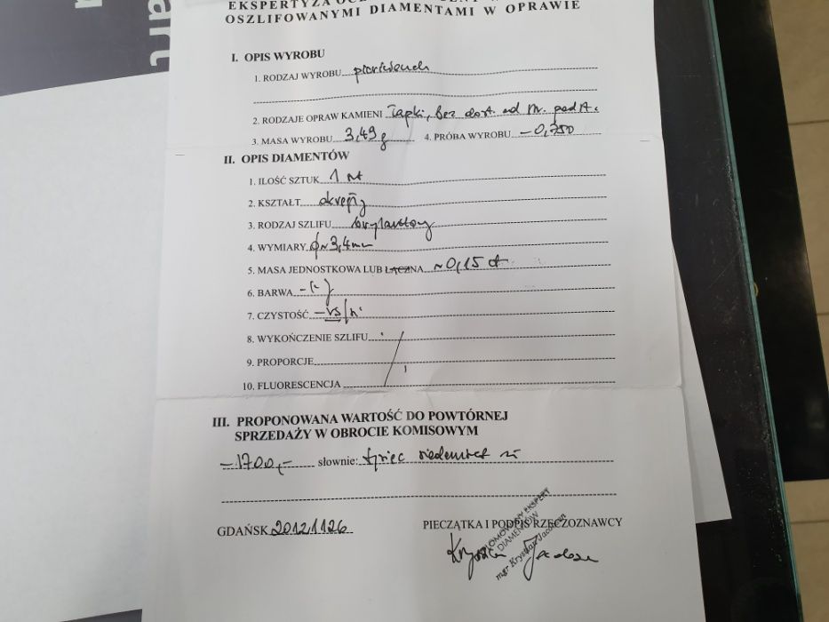 Ciekawy złoty pierścionek/ 750/ 3.49 gram/ DIA 0.15CT/ Wycena/ R17