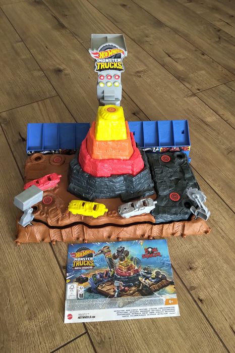 Hot Wheels Monster Truck Arena Smashers HNB96