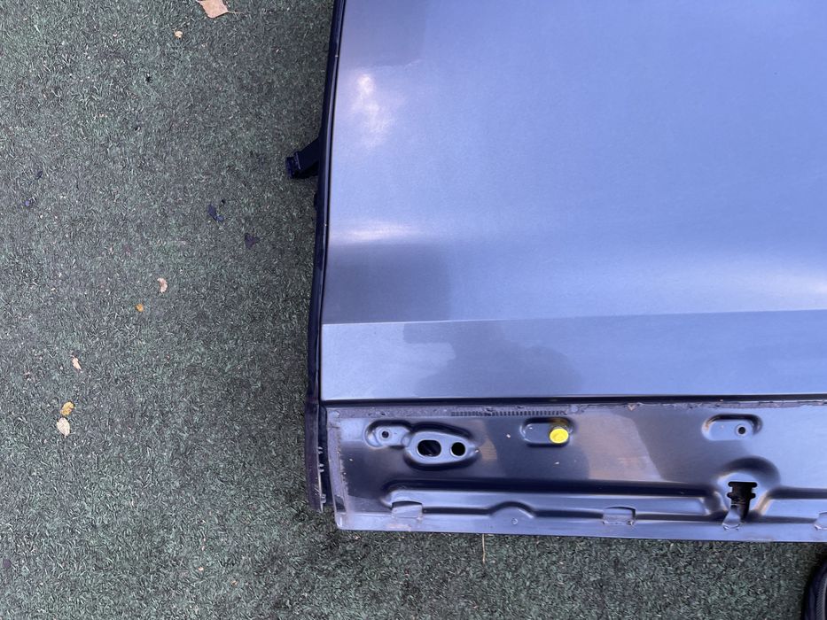 Двері задні ліві колір 6Y / Z7S AUDI Q8 4M8 2018-2022