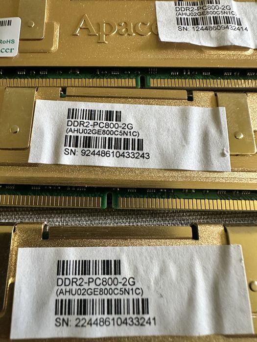 Memorias pc 2gb cada unidade