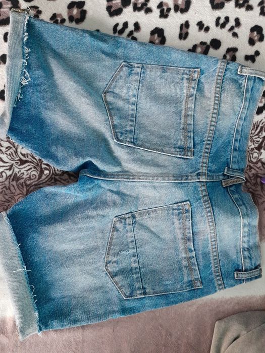 Шорти primark рванка