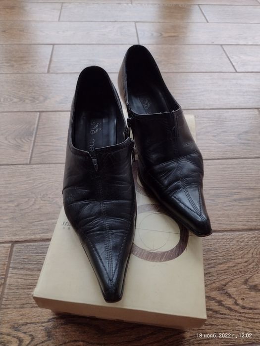 Женские кожаные туфли