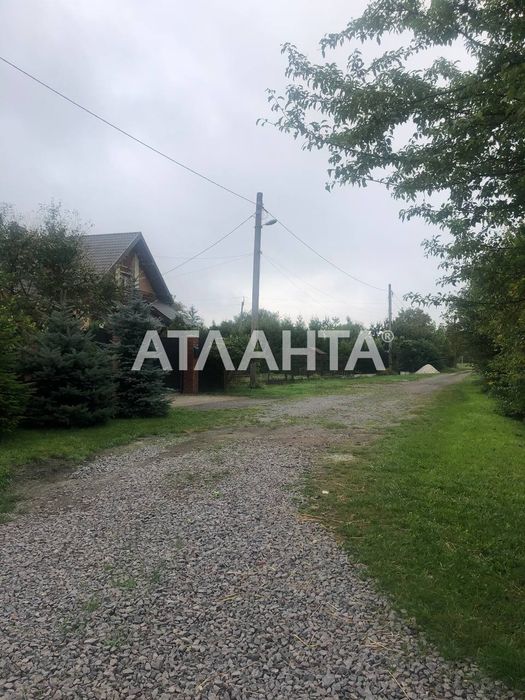 Продаж двох суміжних земельних ділянок у с. Суховоля