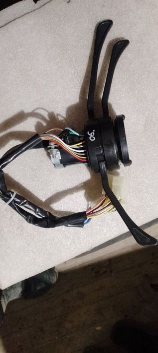 Под рулевой переключатель ваз 2105