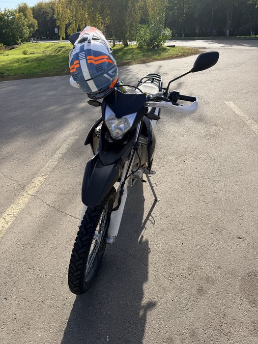 Мотоцикл Loncin LX300GY