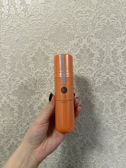 Сироватка для сяйва та пружності Tatcha Brightening