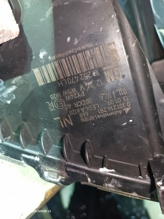 Фари фара біксенон Опель Зафіра б 93190407 фари Zafira B фара.