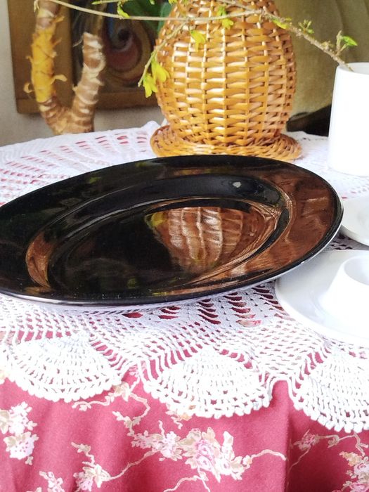 Zastaw porcelitu z czasów PRL spodeczki i pilmisek