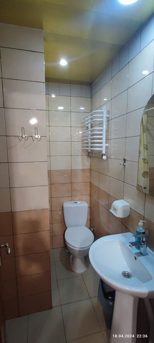 Котедж "ясень"на 2 номери 4-8 місць