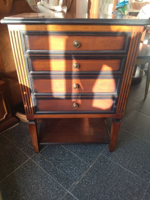 Lindo camiseiro novo