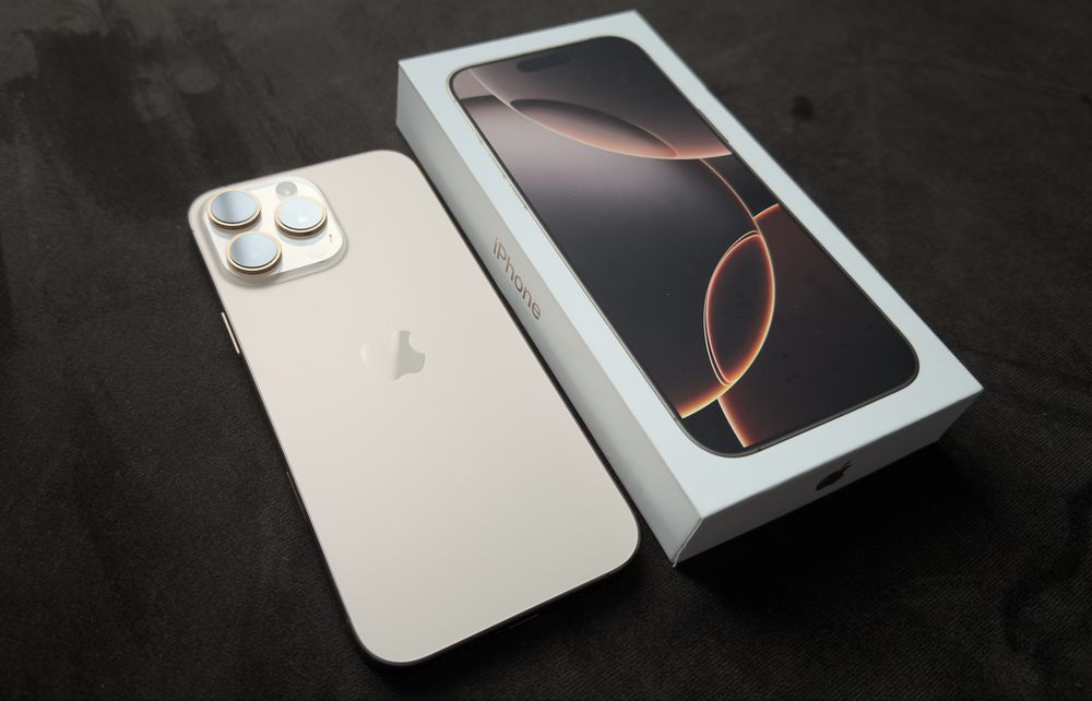 IPhone 16 Pro Max Desert Titanium, 256 GB