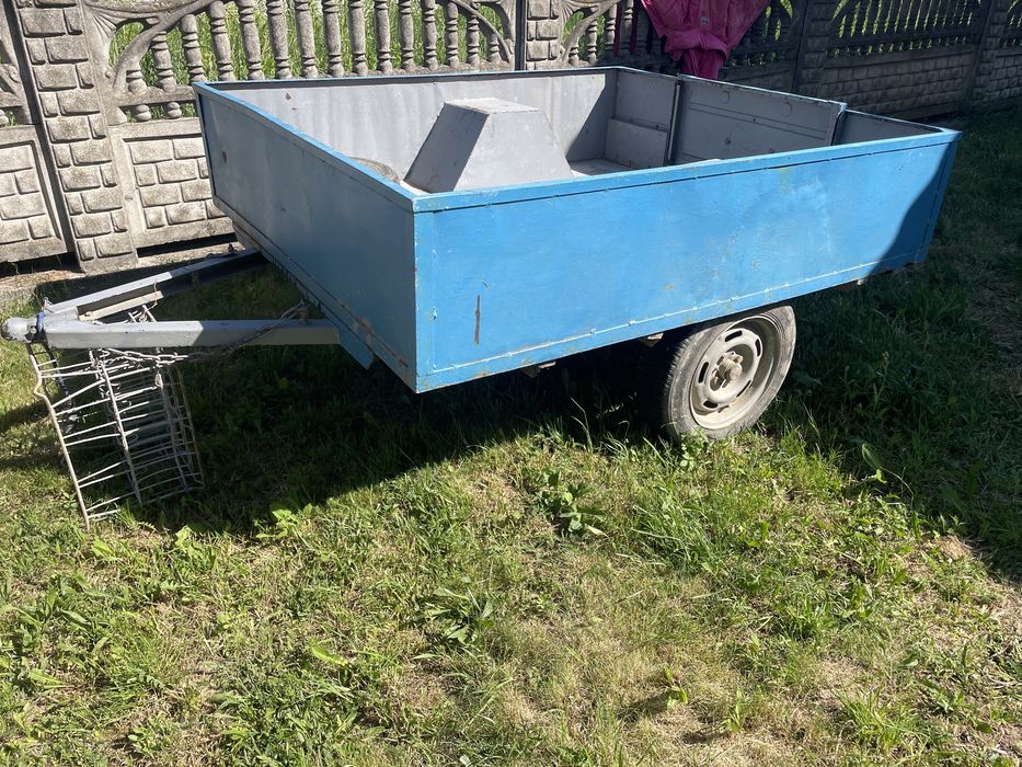 Прицеп легковий з розмірами 180х155х40