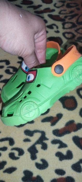 Кроксы на мальчика машинки 23