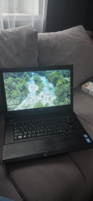 Laptopem  NEC w bardzo dobrym stanie