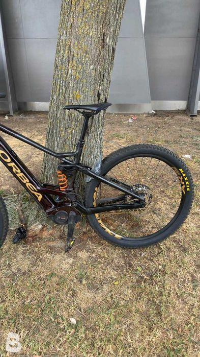Orbea WILD FS M20 com 2 batterias (625w + 500w)