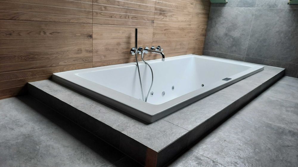 Układanie płytek/płytkarz/glazurnik/Remont łanienki/wykończenia