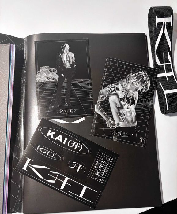 кпоп альбом "KAI" Photobook ver. Z - Purple