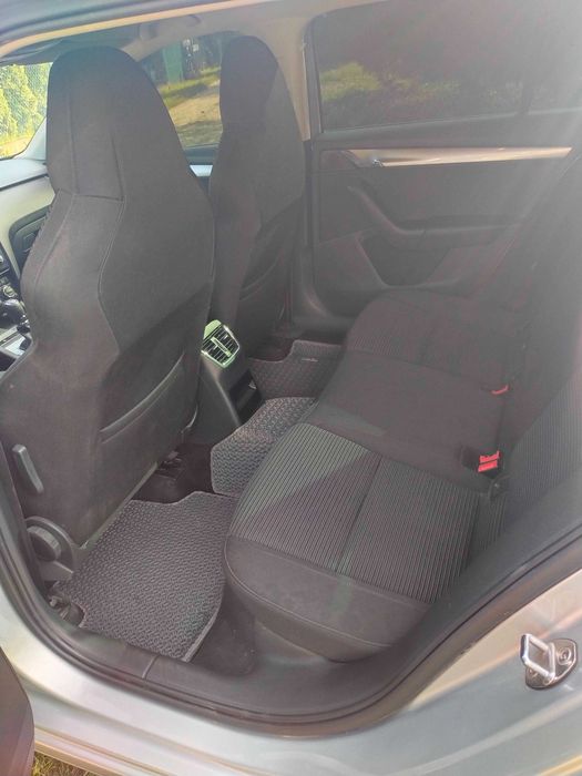 Автомобіль Skoda Octavia 2,0 л. дизель 2015