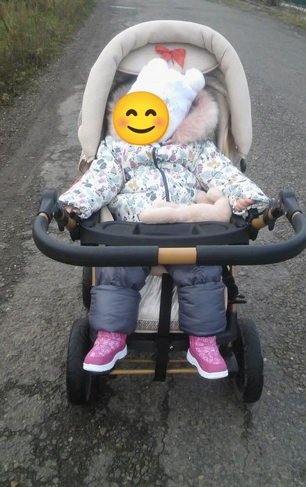 Велика дитяча коляска