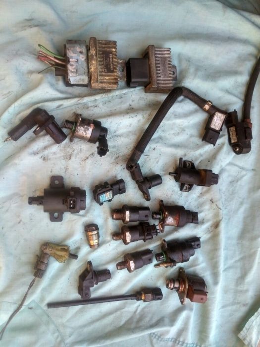 клапан датчик рейки аварийного сброса виваро трафик трафік vivaro 1.9