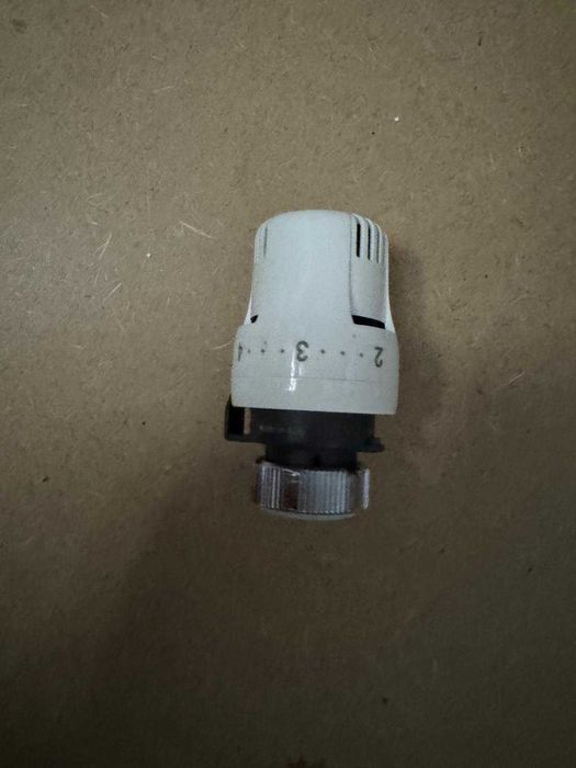 7 Termostato Radiador Caleffi