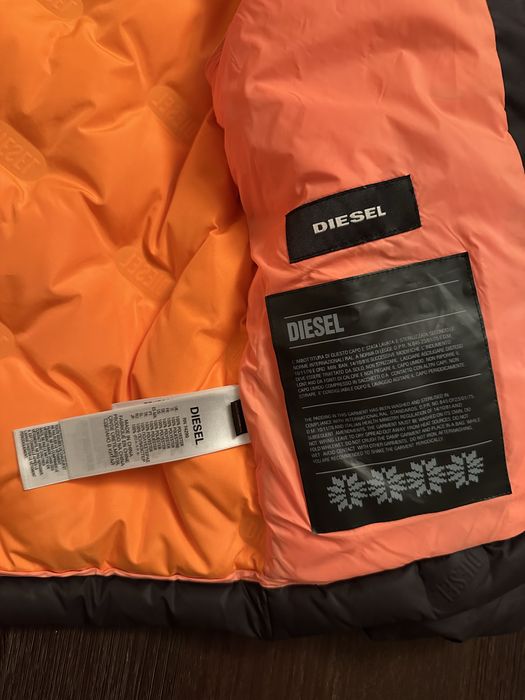 Курточка Diesel , оригінал у гарному стані !!!