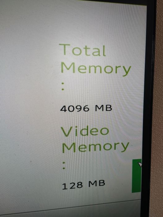 Планшет Acer iconia w700, Intel i3-2365, 4gb ram. На запчастини