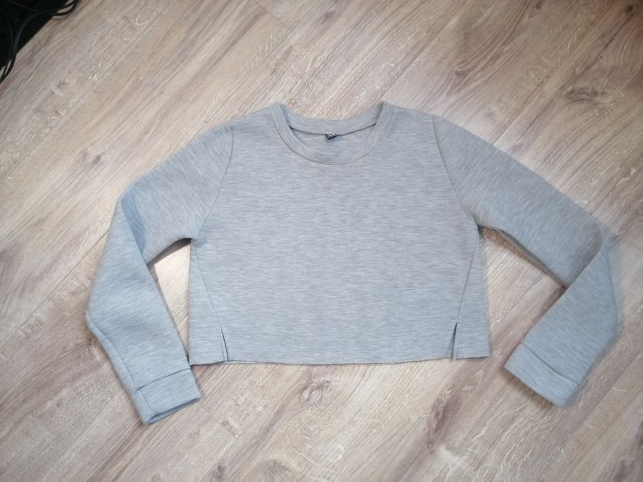 Bluza typu crop top