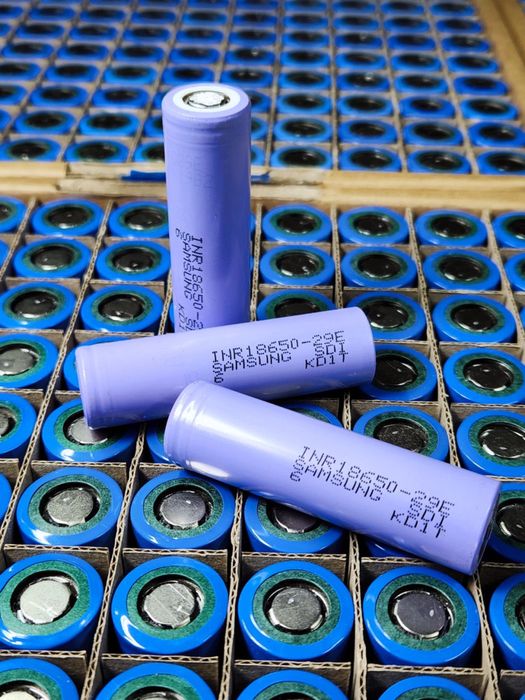 Качественные аккум Samsung 29E v6 18650 роб. напруга 2,9–4,3В