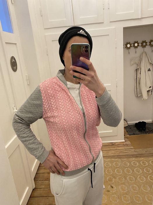 bluza damska z ciekawym wzorem