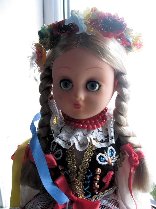 лялька в національному наряді